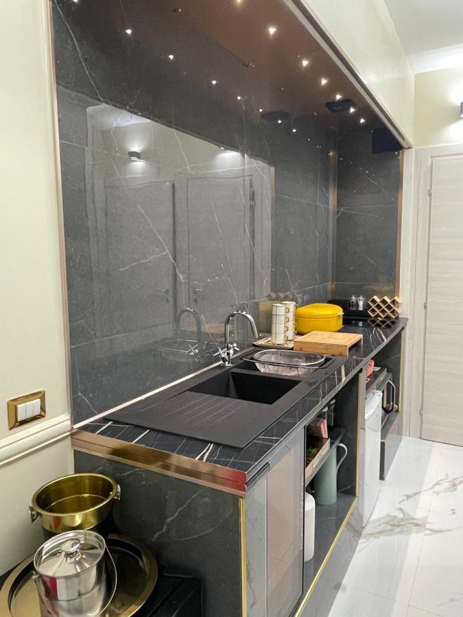רומא Spanish Steps Glamour & Sauna Luxury Apartment **** מראה חיצוני תמונה